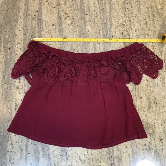 Burgundy off the shoulder crop blouse - Picture 5 of 5